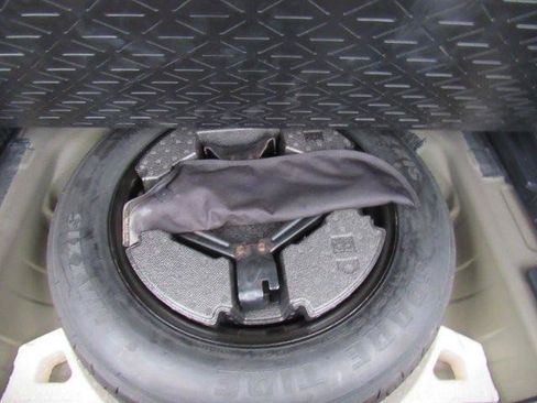 Used 2019 Toyota RAV4 XLE w/ All Weather Liner Package AWD/4WD image 48