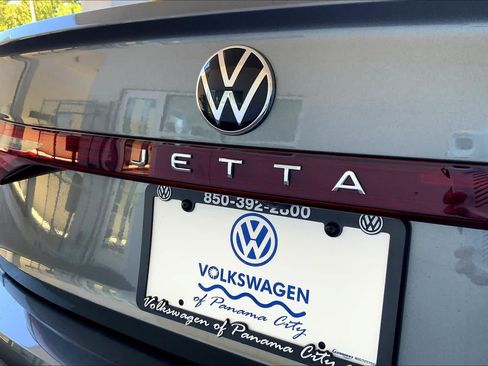 Used 2026 Volkswagen Jetta Sport FWD image 15