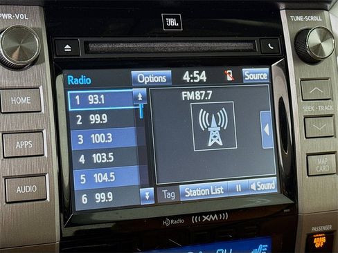 Used 2017 Toyota Tundra Platinum image 7