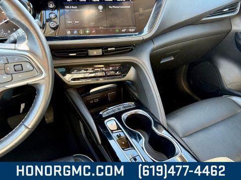 Used 2023 Buick Envision Essence image 27