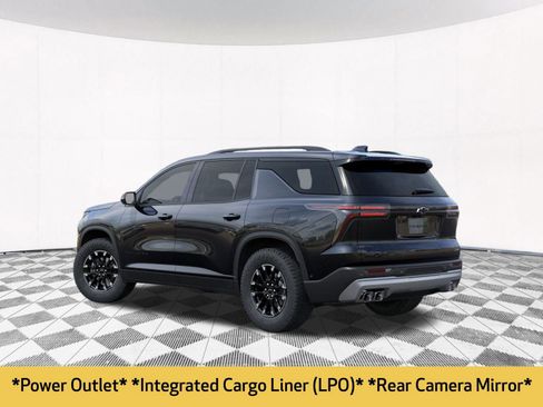 New 2026 Chevrolet Traverse Z71 w/ Enhanced Driving Package image 8