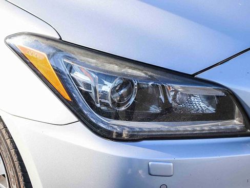 Used 2016 Hyundai Genesis 3.8 w/ Option Group 03 image 4