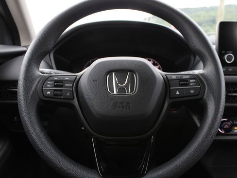 Used 2025 Honda HR-V LX image 28