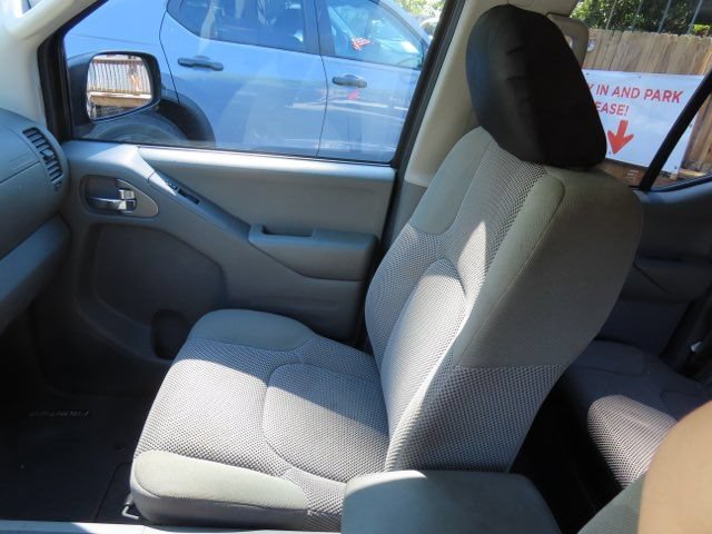 Used 2019 Nissan Frontier SV RWD image 19