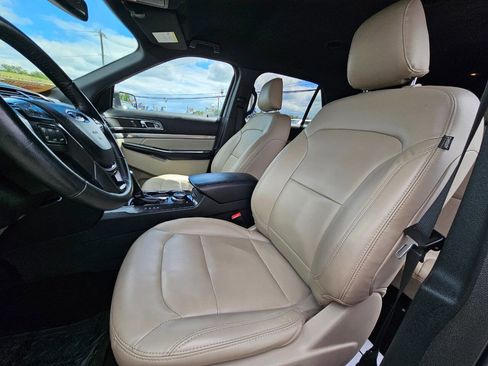 Used 2017 Ford Explorer Platinum AWD/4WD image 11