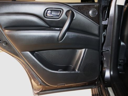 Used 2024 INFINITI QX80 Luxe image 55