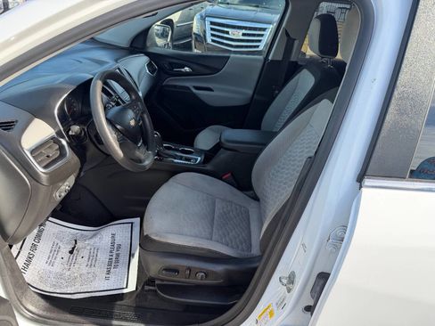 Used 2021 Chevrolet Equinox LT image 10