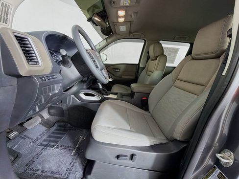 Used 2022 Nissan Frontier SV RWD image 12