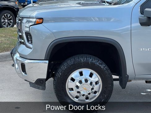 Used 2024 Chevrolet Silverado 3500 LTZ w/ LTZ Plus Package AWD/4WD image 25