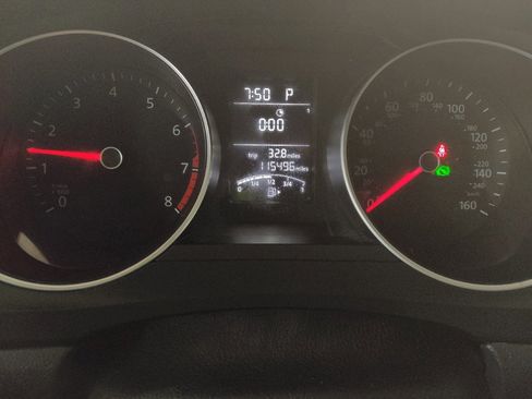 Used 2016 Volkswagen Jetta SE FWD image 23