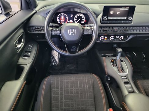 Used 2023 Honda HR-V Sport image 12