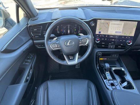 Used 2024 Lexus NX 450h+ F Sport w/ Vision Package image 18