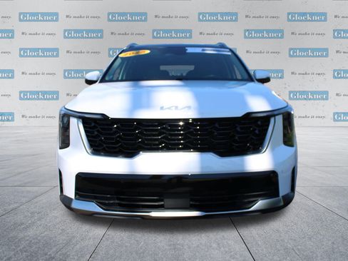 Used 2025 Kia Sorento S w/ Panoramic Sunroof Package FWD image 2