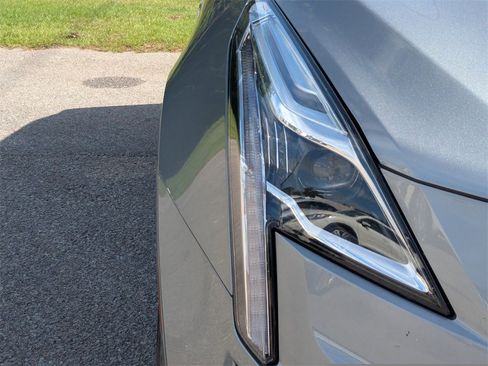 Certified 2025 Cadillac XT5 Premium Luxury image 12