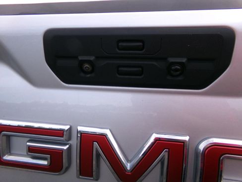 Used 2021 GMC Sierra 1500 SLT w/ SLT Premium Plus Package AWD/4WD image 66