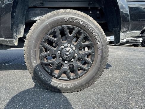 Used 2025 RAM 2500 Limited AWD/4WD image 27