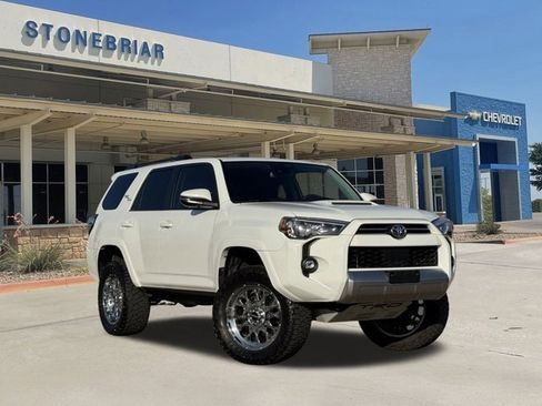 Used 2021 Toyota 4Runner TRD Off-Road Premium w/ Moonroof Package image 2