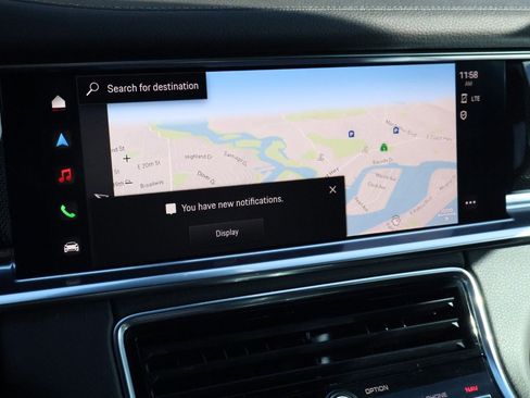 Certified 2023 Porsche Panamera 4 image 18