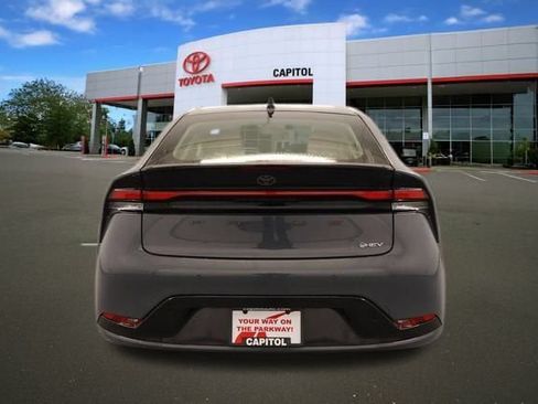 New 2026 Toyota Prius XLE AWD/4WD image 4