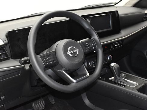 Certified 2025 Nissan Kicks S AWD/4WD image 15