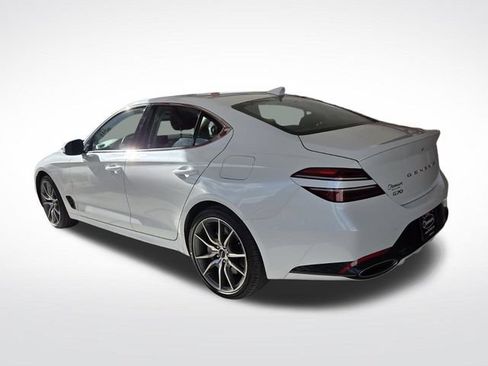 Used 2025 Genesis G70 2.5T RWD image 10