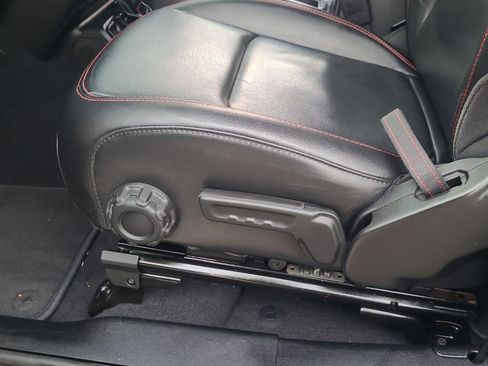 Used 2018 Jeep Wrangler Rubicon image 13