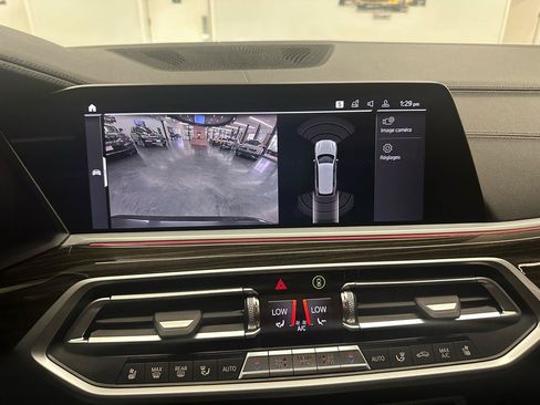 Used 2020 BMW X7 xDrive40i w/ Luxury Seating Package AWD/4WD image 33