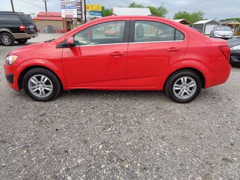 Used 2015 Chevrolet Sonic LT image 1