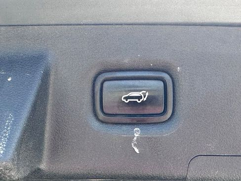 Used 2023 Hyundai Santa Fe Limited AWD/4WD image 18