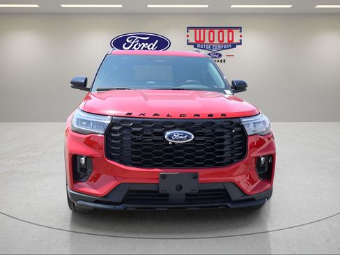 New 2026 Ford Explorer ST-Line w/ ST-Line Street Pack AWD/4WD image 8