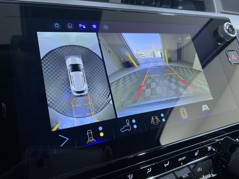 New 2027 Chevrolet Bolt RS w/ Technology Package image 7