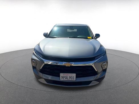 Used 2025 Chevrolet Blazer LT image 4