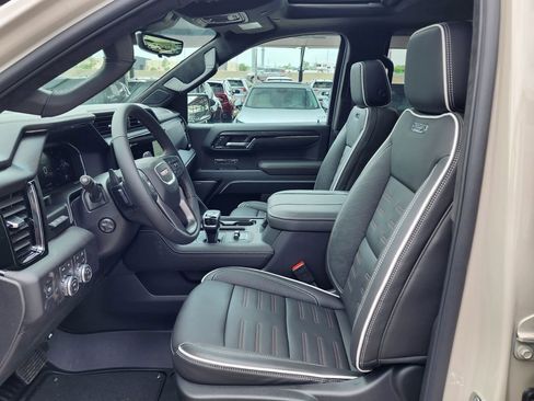 New 2026 GMC Sierra 1500 AT4X image 17