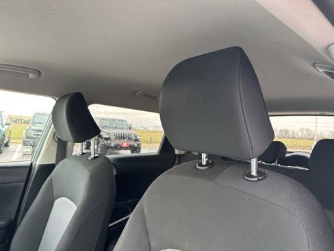 Used 2021 Kia Soul LX image 14