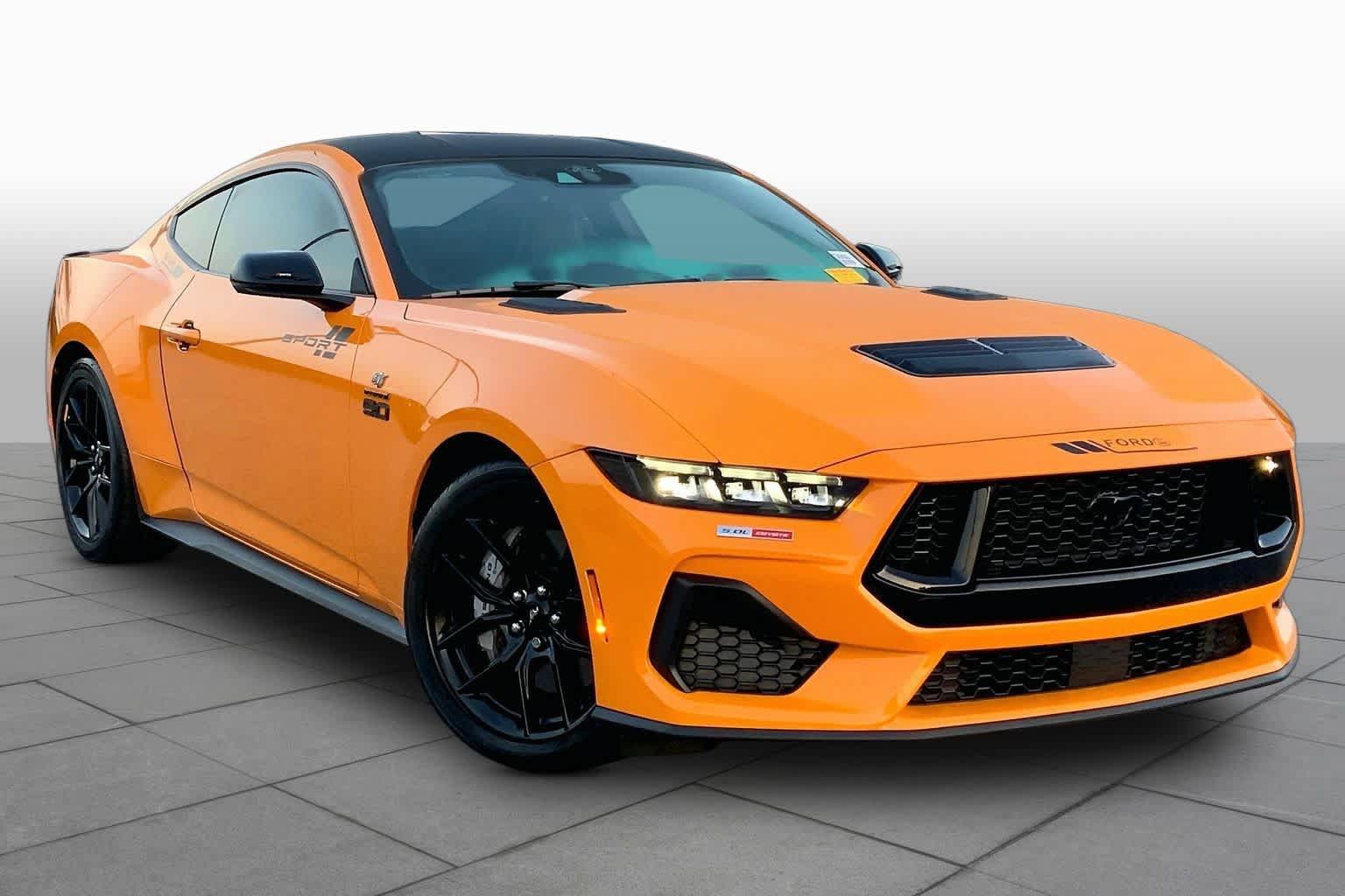 Used 2026 Ford Mustang GT Premium RWD image 3
