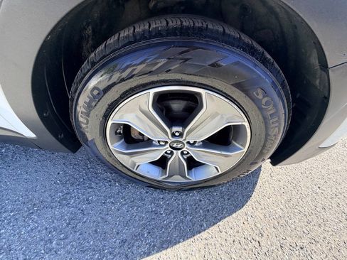 Used 2013 Hyundai Santa Fe GLS AWD/4WD image 50