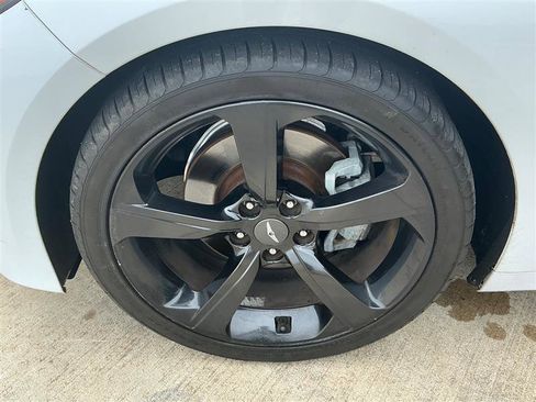 Used 2019 Genesis G70 2.0T Advanced w/ Sport Package image 28