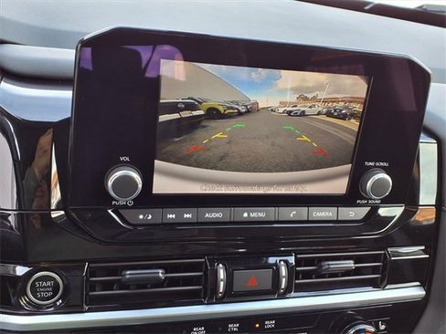 Certified 2024 Nissan Pathfinder SV image 6