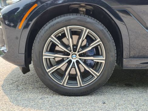 Used 2022 BMW X6 xDrive40i w/ M Sport Package AWD/4WD image 32