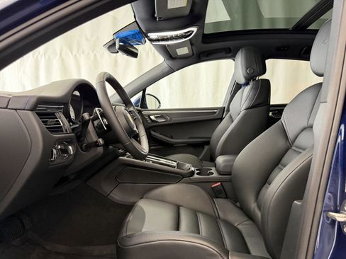 New 2026 Porsche Macan GTS image 5