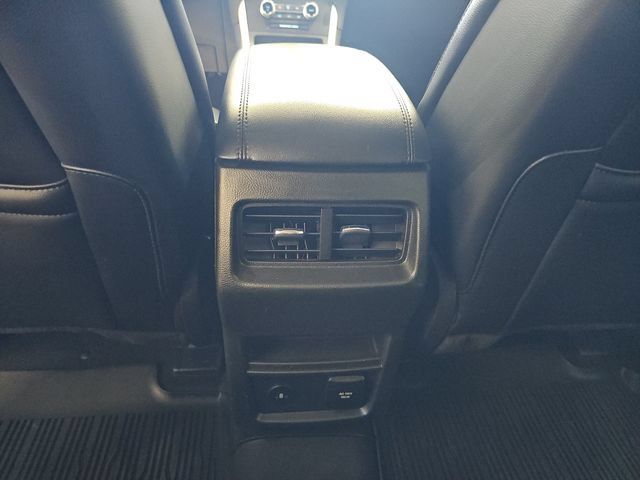Used 2024 Ford Edge SEL w/ Convenience Package AWD/4WD image 39