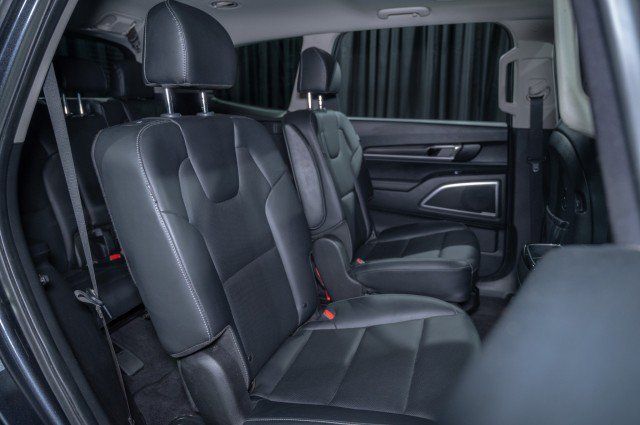 Used 2025 Kia Telluride S AWD/4WD image 14
