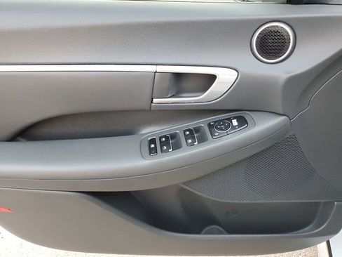 Used 2020 Hyundai Sonata SEL w/ Convenience Package image 16