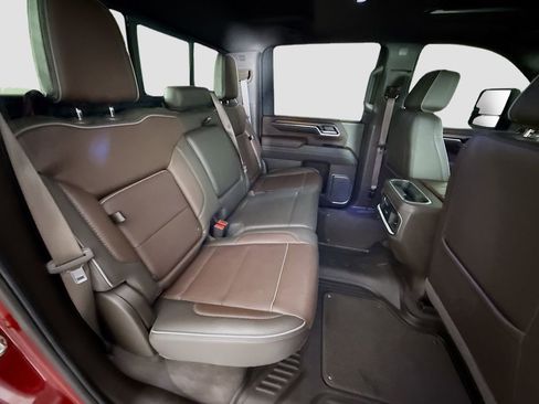 Used 2024 GMC Sierra 2500 Denali w/ Denali Reserve Package AWD/4WD image 28