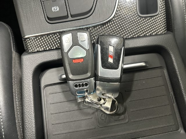 Used 2020 Audi SQ5 Premium Plus AWD/4WD image 28