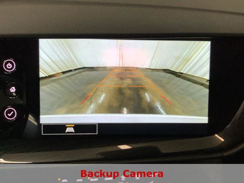 Used 2023 Buick Envision Essence AWD/4WD image 18
