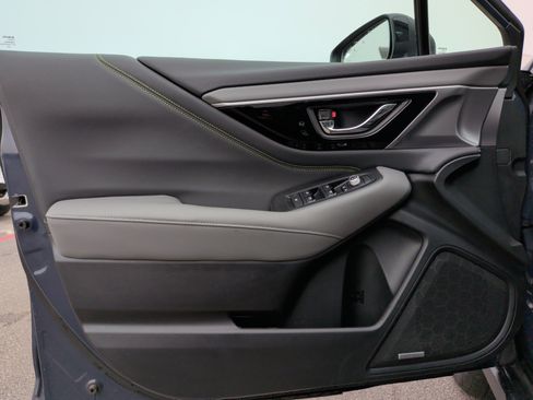 Used 2024 Subaru Outback Onyx Edition XT image 28