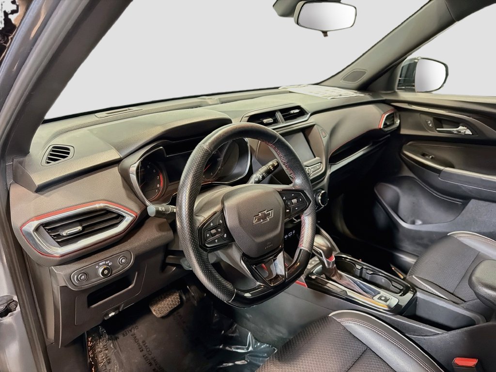 Used 2022 Chevrolet TrailBlazer RS AWD/4WD image 11