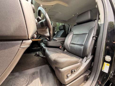 Used 2018 Chevrolet Silverado 2500 LTZ w/ Duramax Plus Package AWD/4WD image 18