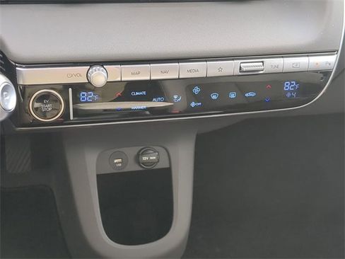 Used 2023 Hyundai Ioniq 5 SE image 18